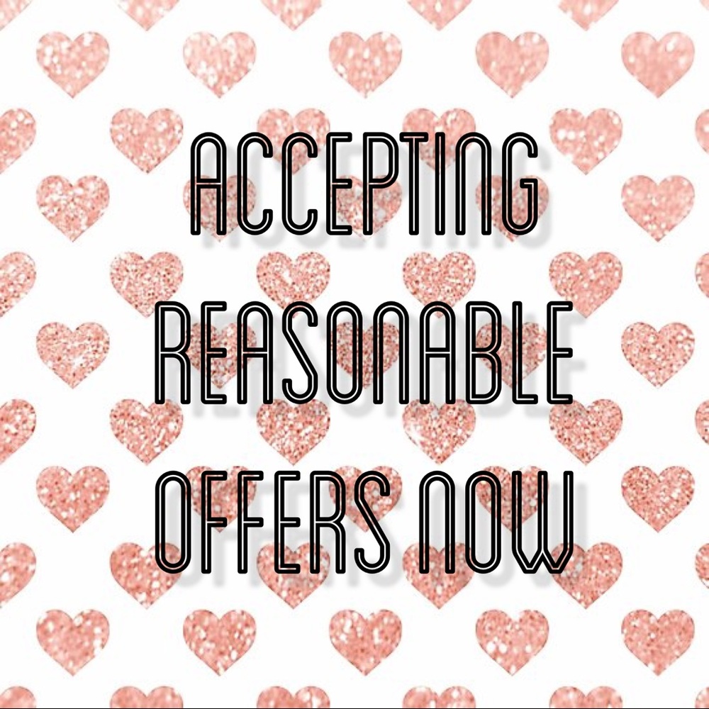 ✨ Accepting all reasonable offers ✨